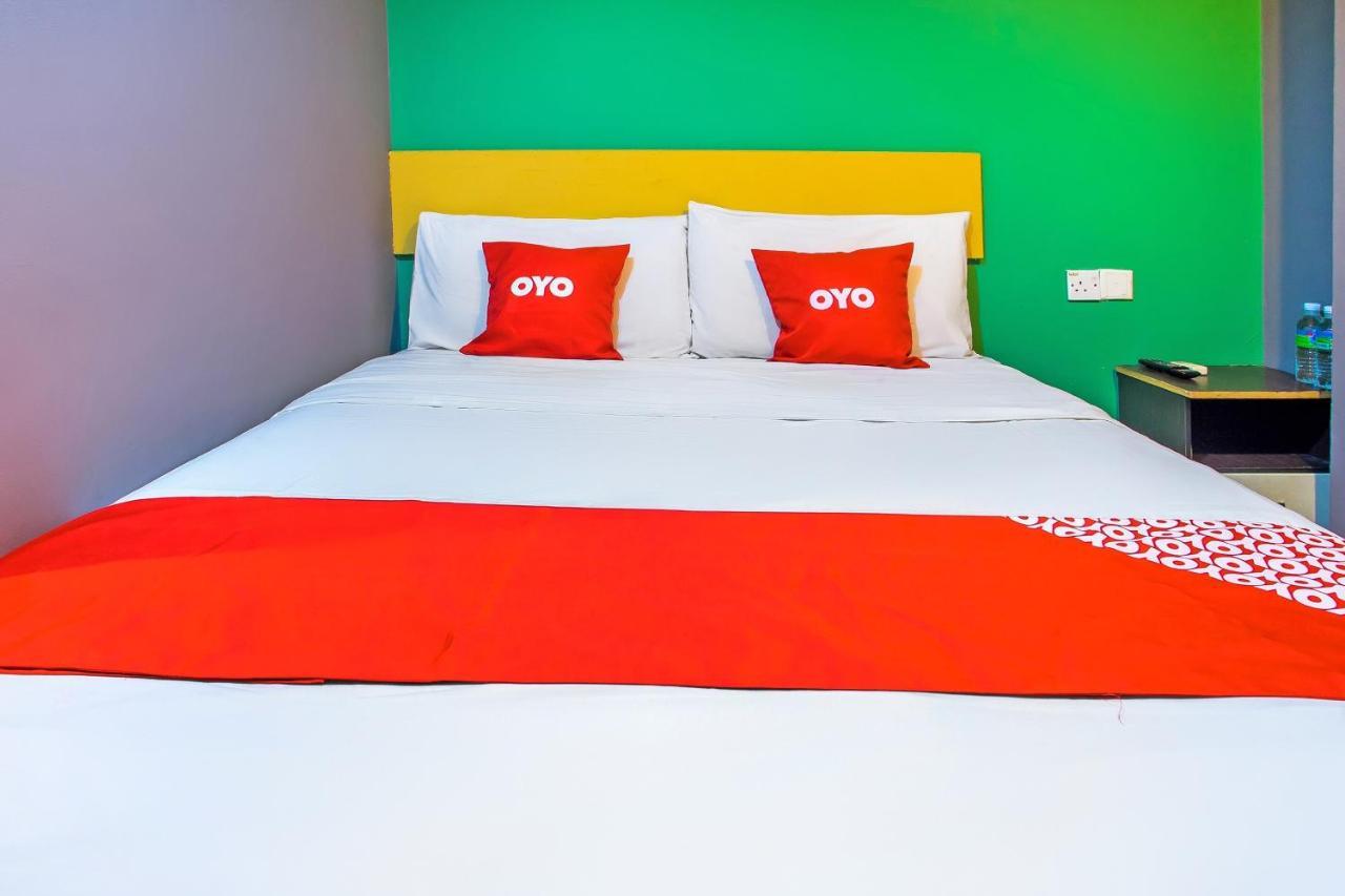 Oyo 89688 Alor Street Hotel Kuala Lumpur Exterior photo
