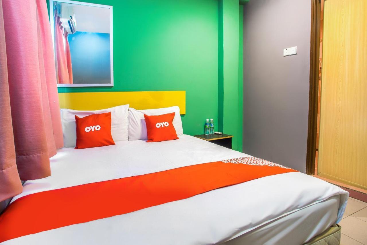 Oyo 89688 Alor Street Hotel Kuala Lumpur Exterior photo