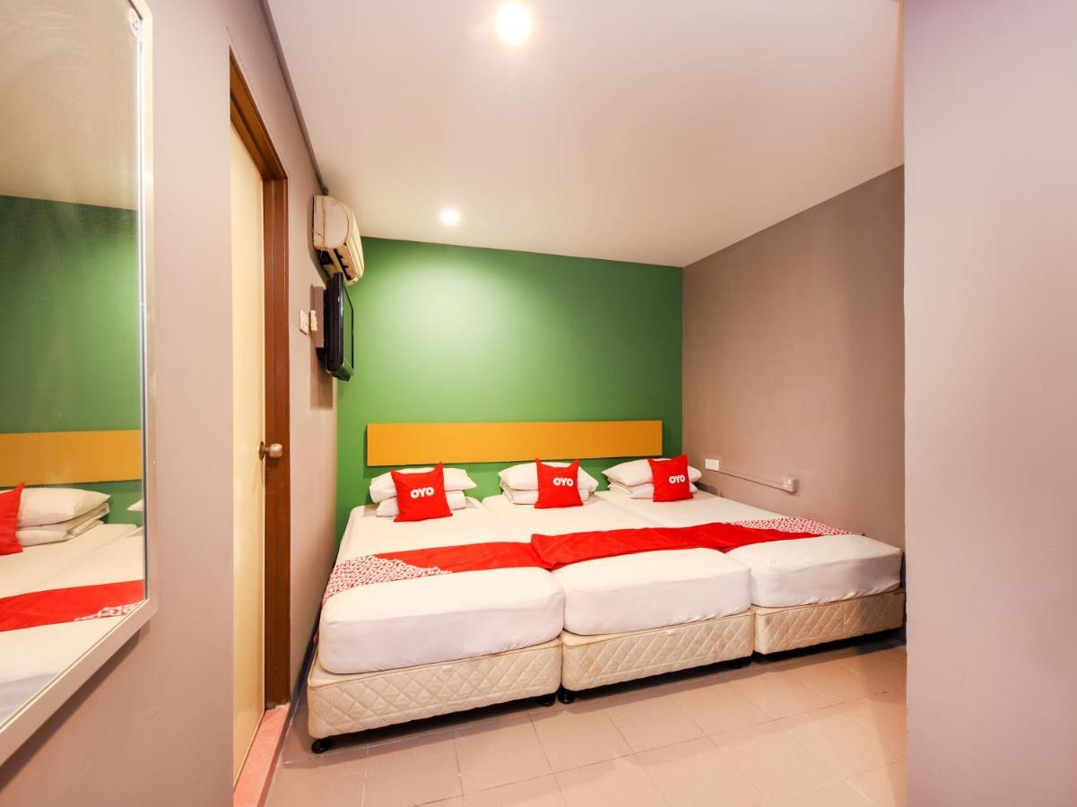 Oyo 89688 Alor Street Hotel Kuala Lumpur Exterior photo