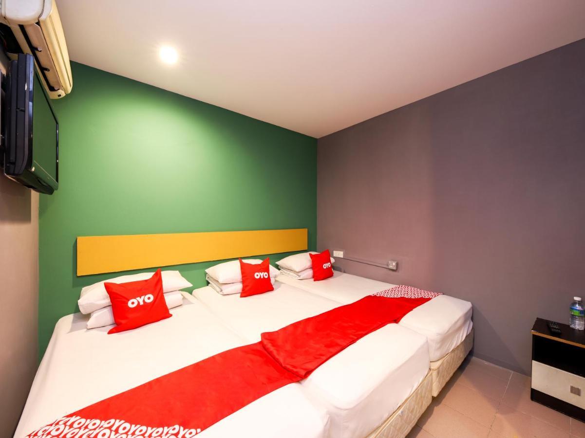 Oyo 89688 Alor Street Hotel Kuala Lumpur Exterior photo