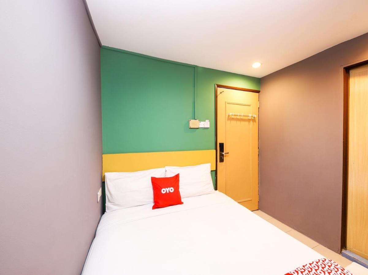 Oyo 89688 Alor Street Hotel Kuala Lumpur Exterior photo